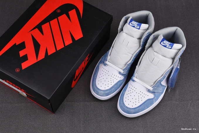 555088-402 Jordan  High Retro Air 1 Royal OG Hyper 0125